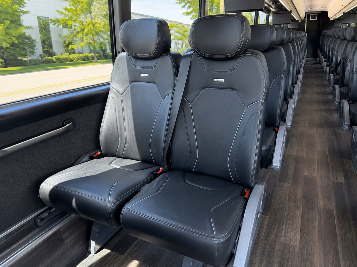 shuttle buses for vacaville wedding venues and guest transfers